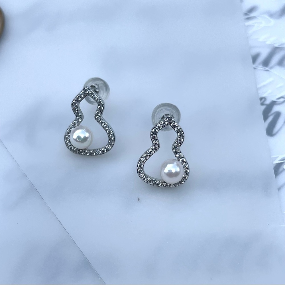 Elegant Silver‎ Pearl Drop Earrings Pave Crystal Openwork Gourd Design NEW